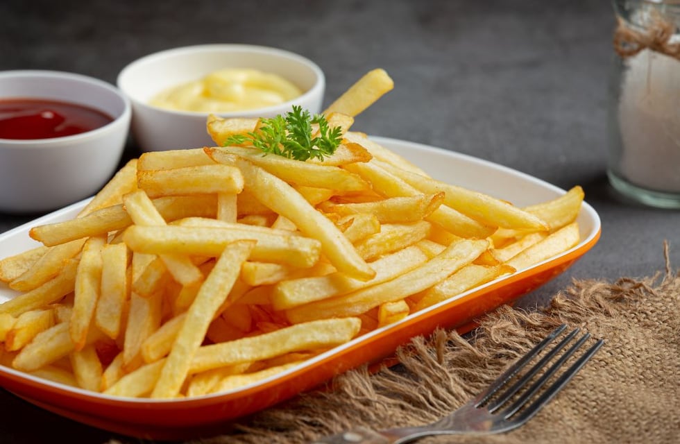 ¿Cuál es el truco para preparar papas fritas crujientes?: el producto infaltable en la receta