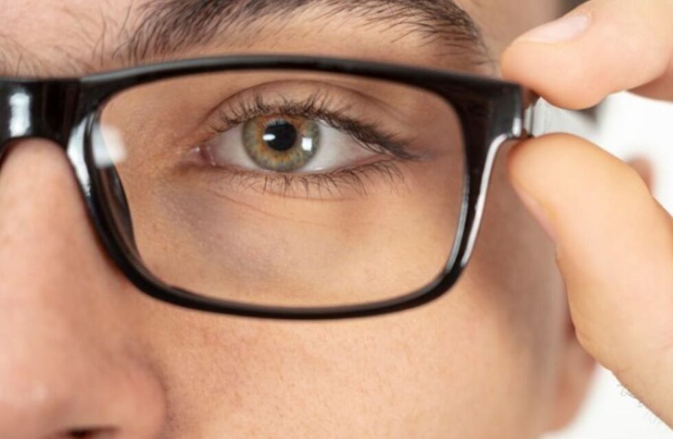 Cuál es el sencillo tratamiento para mejorar la visión, según los expertos