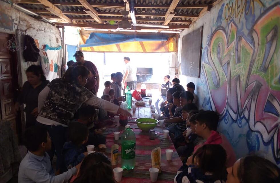 Para que no hagan campaña con ellos, un merendero de Neuquén prohibió el ingreso a los políticos