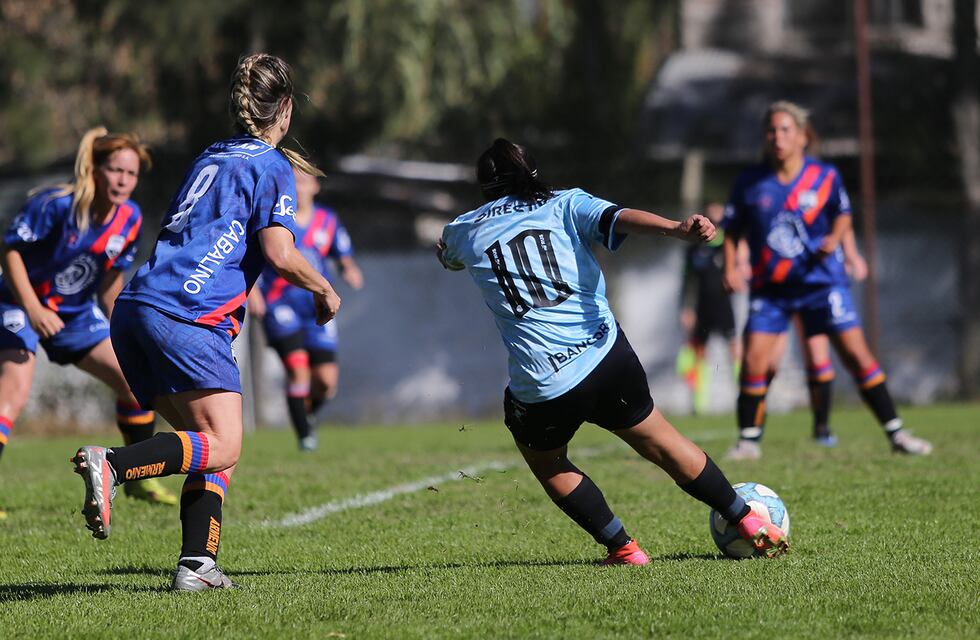 El femenino de Belgrano sigue goleando a sus rivales: marcó 6 a 0 contra Deportivo Armenio