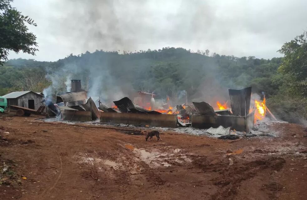 Incendio en una vivienda en El Soberbio dejó a una mujer de 75 años con quemaduras