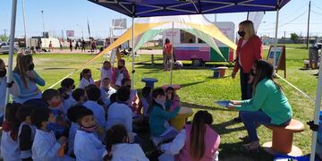 Presentación oficial de la Semana del Libro en el barrio Zazpe