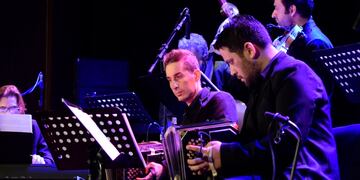 Habrá Gala en la víspera de un nuevo aniversario del Primer Gobierno Patrio