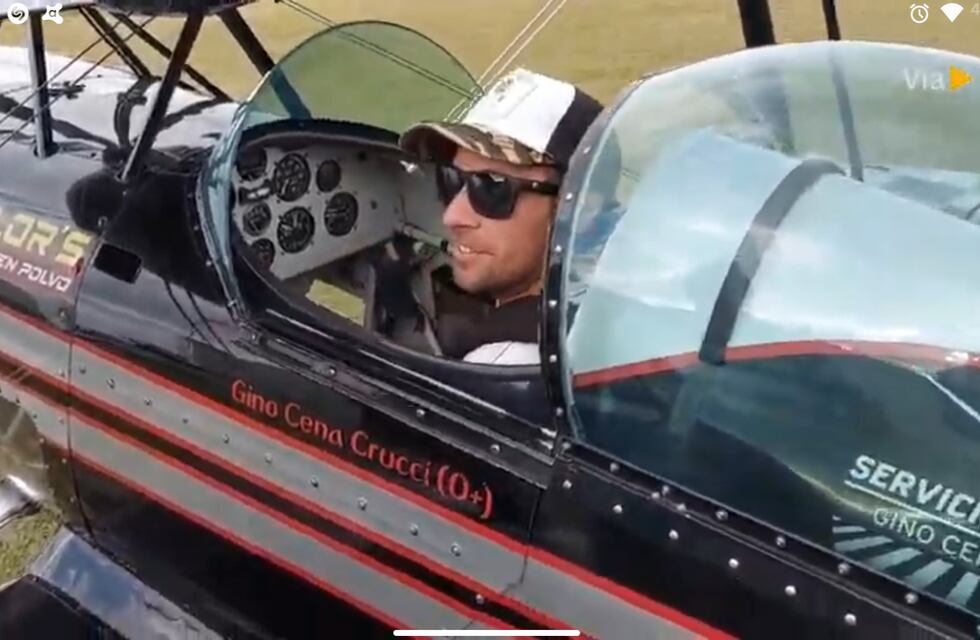 Acróbata aéreo realizó prácticas frente a Miramar