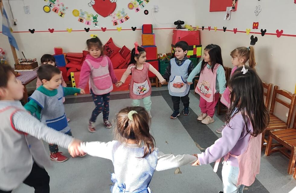En los Jardines Maternales del Municipio festejaron el Día del Niño