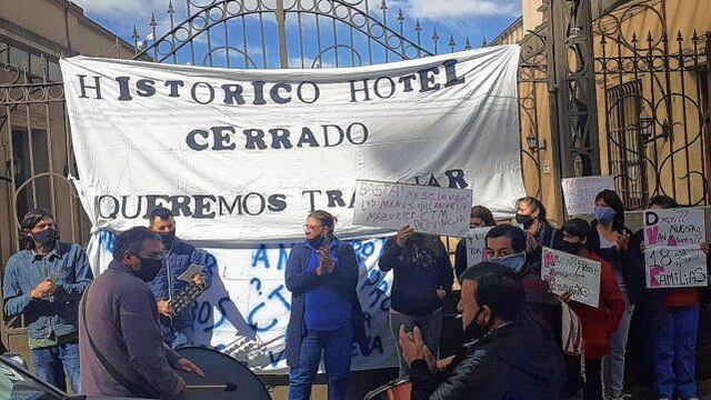 Los trabajadores llevan 3 meses sin cobrar.