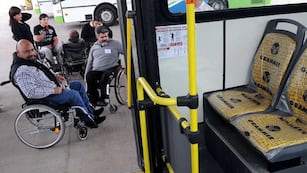 Empresas dejaron de entregar pasajes gratuitos a discapacitados.