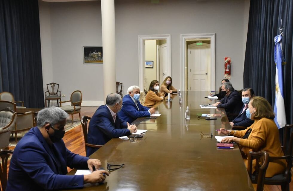 Preocupante: Santiago tiene un 90% de ocupación de camas de terapia intensiva