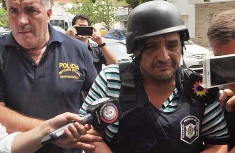 Coronavirus: Humberto Monteros se encuentra con respirador y en coma inducido