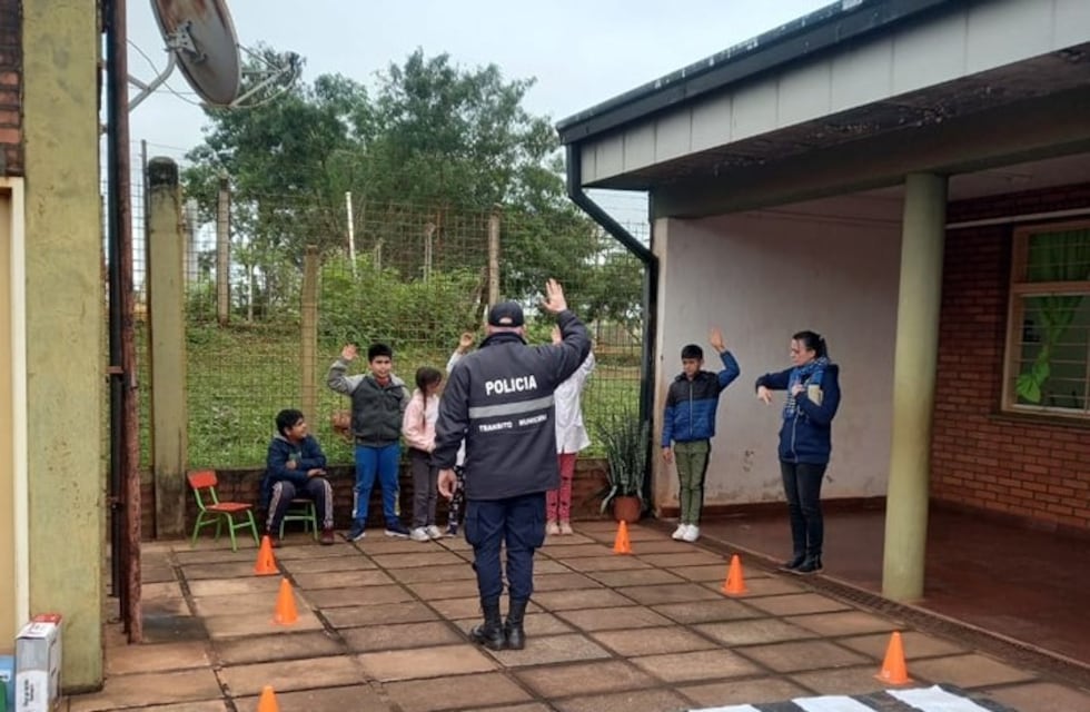 Puerto Iguazú: continúan las charlas de educación vial en las escuelas