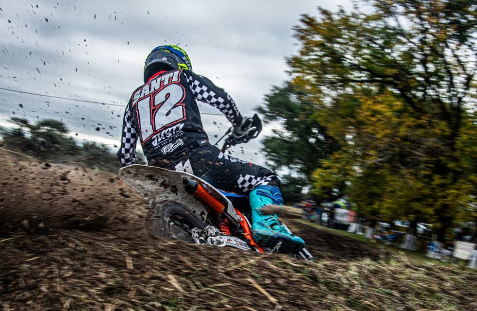 Santino Riba hizo un carrerón en el Santafesino de Motocross en su categoría y debutó en la Promocional