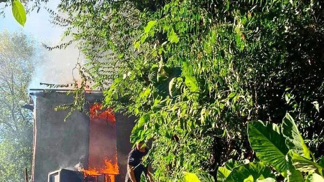 Detienen a una mujer acusada de incendiar la casa de su cuñada en Oberá.