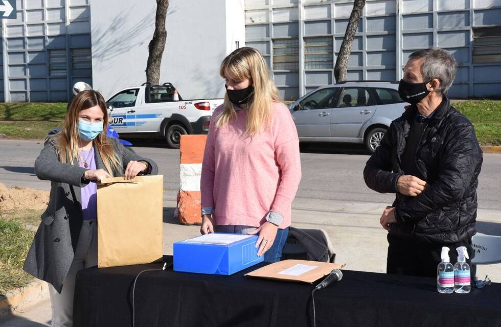 Dos empresas pujan por hacer las reformas en Avenida Italia