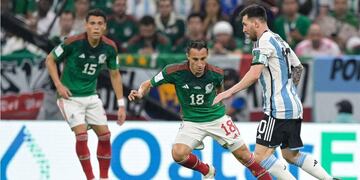Los hinchas argentinos vivieron con mucha euforia y nerviosismo el partido entre Argentina- México.