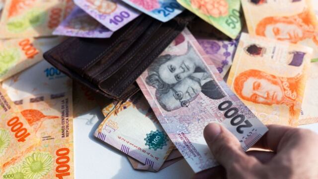 Quiénes aparecen en los nuevos billetes de $10.000 y $20.000.