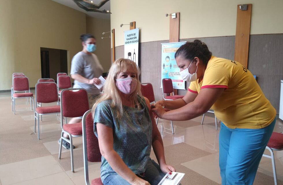 Intensa puesta en marcha del plan de vacunación contra el COVID-19 en Iguazú