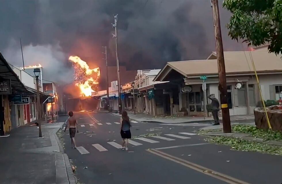 El desastre en Hawái ya alcanza a casi los 100 muertos y se convierte en el peor siniestro de los Estados Unidos