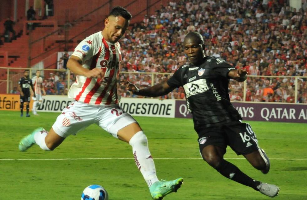 Unión de Santa Fe igualó 1 a 1 ante Junior en su debut en la Copa Sudamericana