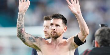 Messi fue bautizado con un nuevo apodo por sus compañeros. (AP)