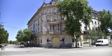 Municipalidad de Villa María, escenario de una escandalosa inconducta de vecinos.
