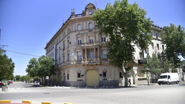 Municipalidad de Villa María, escenario de una escandalosa inconducta de vecinos.