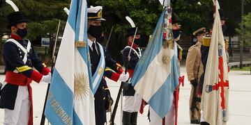 Con visiones diferentes, argentinos y británicos conmemoraron el 14 de junio