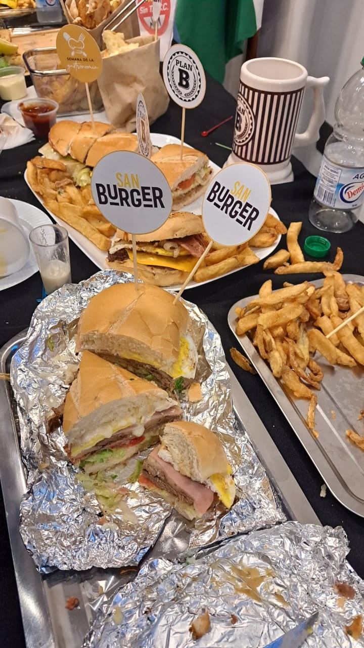 Éxito total para la Semana de la Gastronomía del Centro Comercial e Industrial de Arroyito