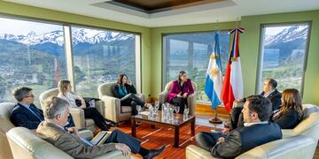Tierra del Fuego y Chile analizaron acciones vinculadas a la producción del hidrógeno