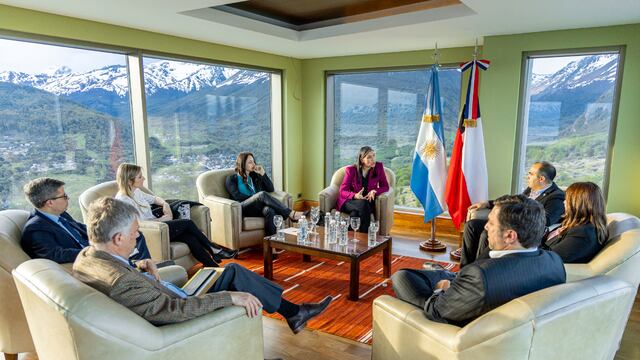 Tierra del Fuego y Chile analizaron acciones vinculadas a la producción del hidrógeno