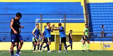 Triunfo canalla en el primer amistoso de pretemporada