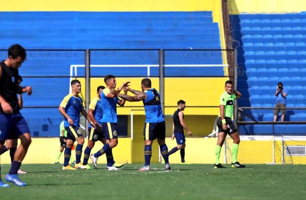 Rosario Central se impuso en su debut de pretemporada ante un rival del Federal A