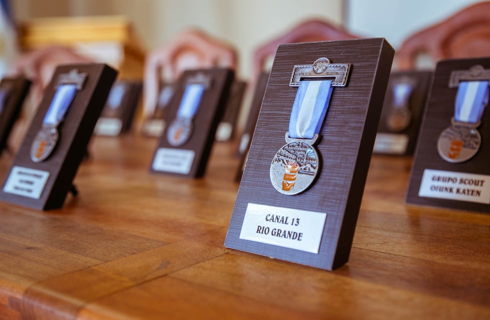 El Centro de Veteranos de Malvinas entregó un reconocimiento a la TV Pública Fueguina