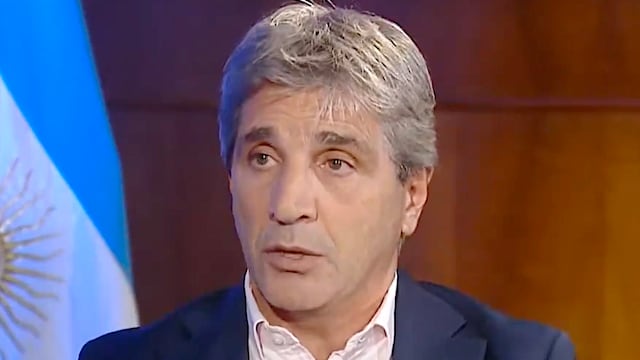 “Muchachos… el dólar no va a aumentar”, Caputo parafraseó la canción del mundial para descartar una devaluación. Foto: Captura de video