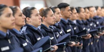 Se abre una nueva convocatoria para el ingreso de 1.200 aspirantes a policía de Santa Fe