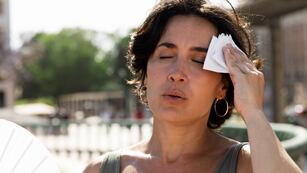 Los cuidados que hay que tener en cada ola de calor. (Freepik)