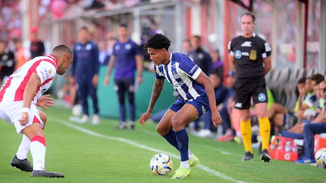 El brasieño Rick, para la dupla ofensiva de Talleres ante Boca. O será con Federico Girotti.