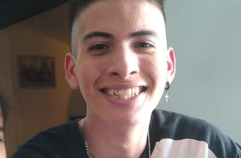 Elias, un joven oriundo de Tanti, necesita la ayuda de todos para transitar una dura enfermedad