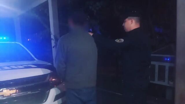 Posadas: terminó detenido tras violentar a su familia.