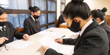 140 mujeres son aspirantes a agente de la policía provincial.