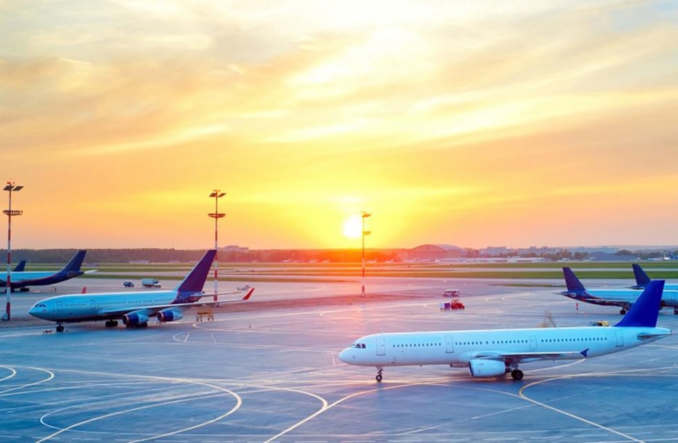 Una aerolínea ofrece un pasaje de avión gratis para volar en Argentina: cómo acceder
