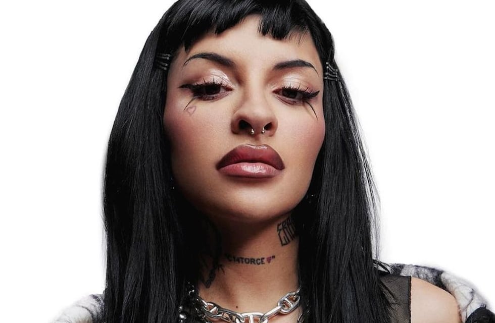 El lujoso bolso de Cazzu de casi 3 millones de pesos que usó tan solo por unas horas