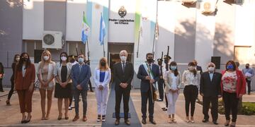 "Trabajaremos en brindar herramientas que respalden la defensa y ampliación de las normas fundamentales relacionadas con el bienestar del pueblo: techo, trabajo digno, salud y educación”, detalló Sager.