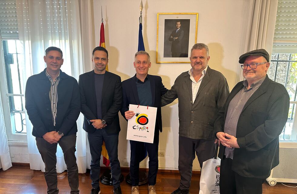 España brindó su apoyo para la Primera Feria Internacional del Libro en Villa Carlos Paz