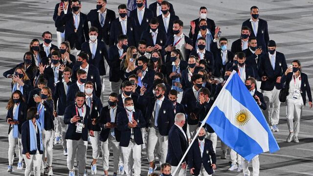 La alegría de la delegación argentina en la ceremonia inaugural de los Juegos Olímpicos Tokio 2020.