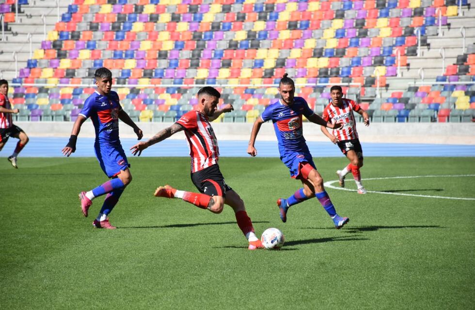 Instituto ya tiene a su nuevo refuerzo; y un susto por Joaquín Molina