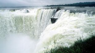 Puerto Iguazú: continúa cerrado el acceso a la Garganta del Diablo.