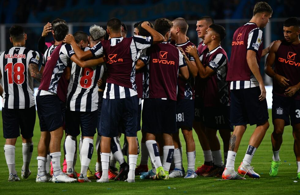 En el Kempes, Talleres goleó a Belgrano en el clásico y la fiesta fue albiazul