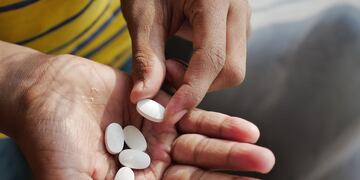 Ibuprofeno, diclofenac y aspirina: cuáles son los riesgos de automedicarse.