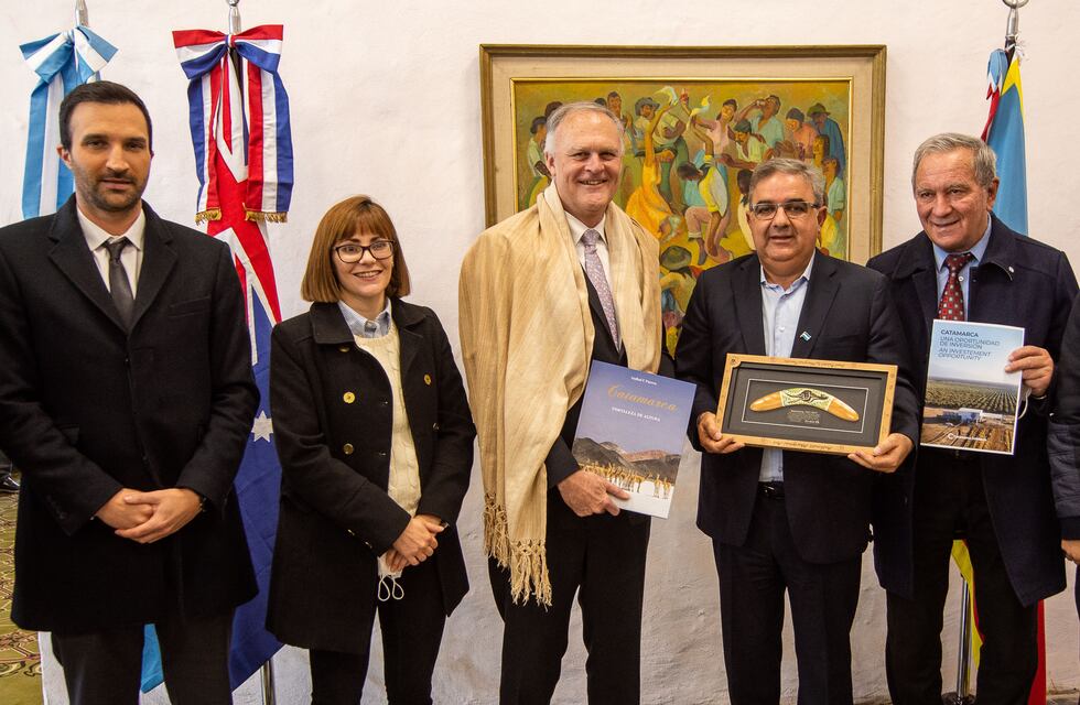 Jalil recibió al Embajador de Australia en Argentina Brett Hackett