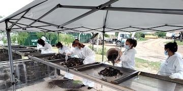 Búsqueda de los restos de Anahí Bulnes en el predio de Piedras Blancas, Córdoba. (Gentileza Medicina Forense)